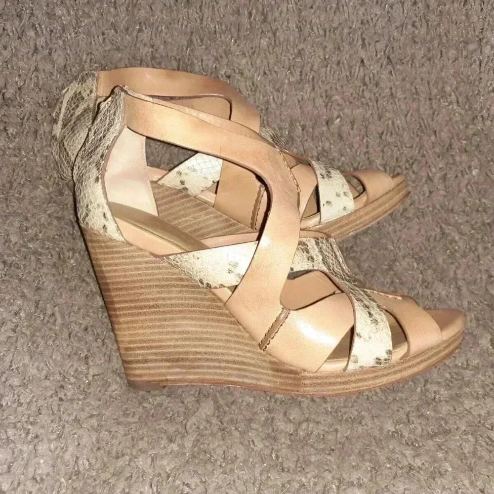 COLE HAAN AIR-Kimry- Leather Beige Snake Print Wedge Sandal-SZ 10-Excellent